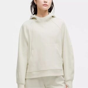 NWT Lululemon Athletica Scuba Oversized Side-Slit Hoodie M/L Bone (Cream) Gift